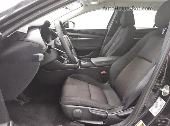 3MZBPAAM8RM430183 2024 MAZDA 3 Black Вид салону спереду