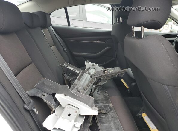 3MZBPAB76NM305864 2022 MAZDA 3 White Вид задніх сидінь