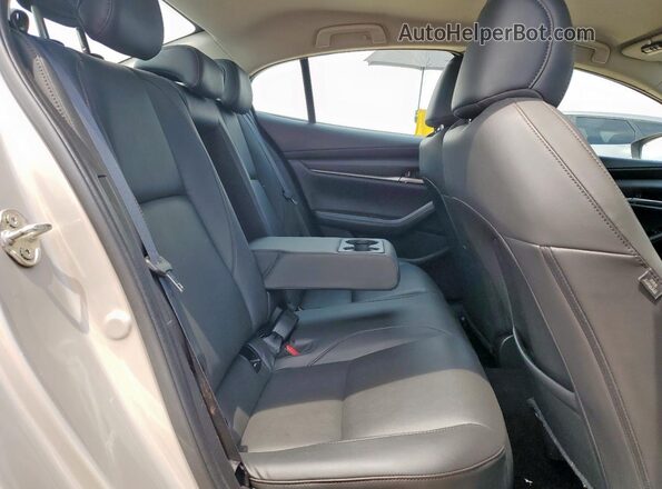 3MZBPABM2PM359574 2023 MAZDA 3 Бежевый Вид задних сидений
