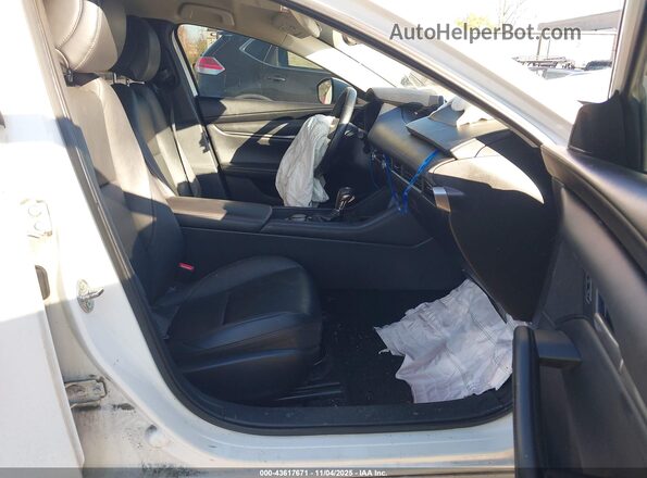 3MZBPACL2LM131445 2020 MAZDA 3 White Вид салону спереду