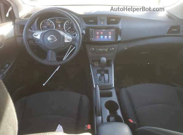 3N1AB7AP0KY324869 2019 NISSAN SENTRA Серый Вид панели приборов