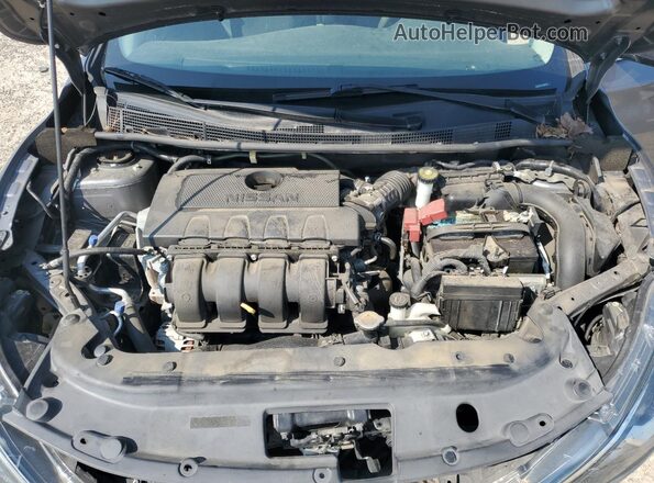 3N1AB7AP1JY226142 2018 NISSAN SENTRA Серебряный Вид задней части салона