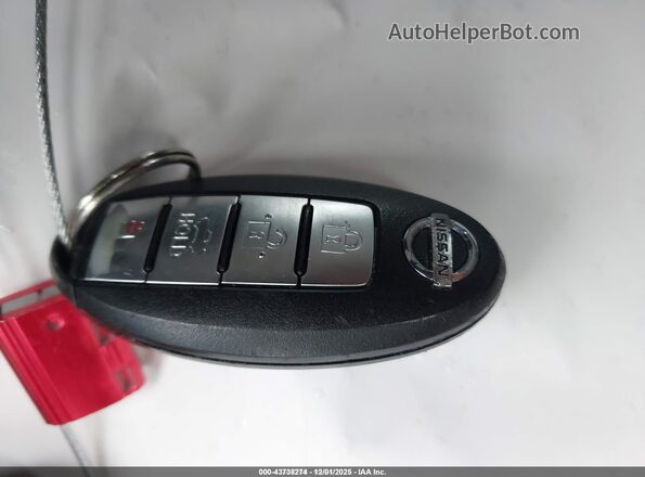 3N1AB7AP3HL660960 2017 NISSAN SENTRA Silver Widok deski rozdzielczej