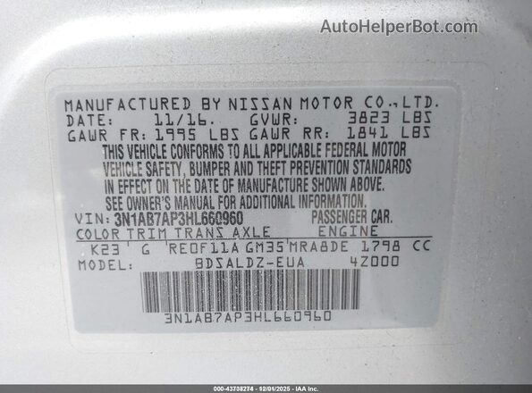 3N1AB7AP3HL660960 2017 NISSAN SENTRA Silver Widok komory silnika