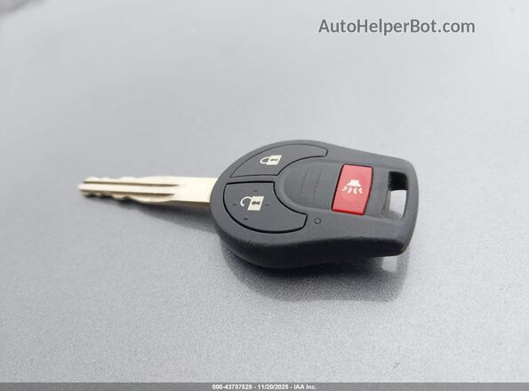 3N1CE2CP3KL361167 2019 NISSAN VERSA NOTE Gray Widok deski rozdzielczej
