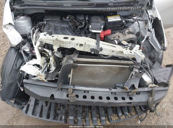 3N1CE2CP5KL365379 2019 NISSAN VERSA NOTE Silver Вид ззаду