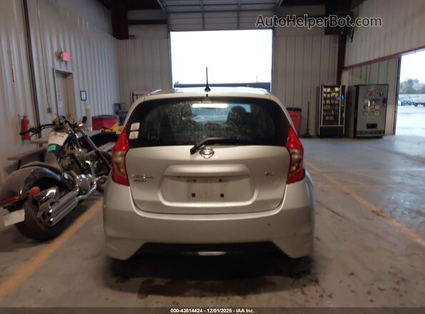 3N1CE2CP6JL363719 2018 NISSAN VERSA NOTE Серебряный 