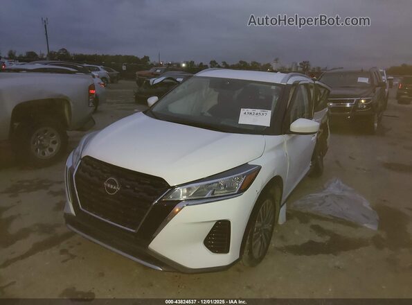 3N1CP5CV4RL494444 2024 NISSAN KICKS White Vista tres cuartos delantera izquierda