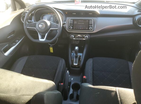 3N1CP5CV5LL528401 2020 NISSAN KICKS Silver Dashboard view