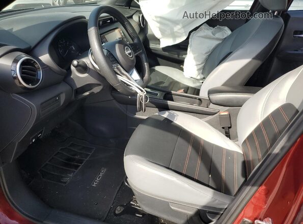 3N1CP5DV0RL520505 2024 NISSAN KICKS Red Вид салону спереду