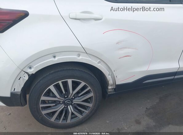 3N1CP5DV3PL549817 2023 NISSAN KICKS White 