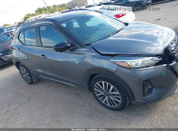 3N1CP5DV6RL526650 2024 NISSAN KICKS Gray Widok wnętrza z tyłu