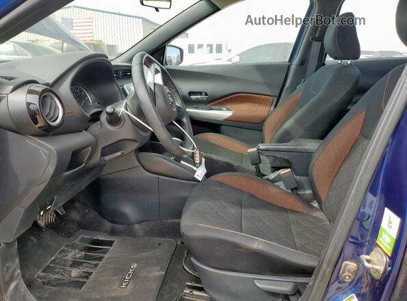3N1CP5DV7LL556621 2020 NISSAN KICKS Синий Вид салона спереди