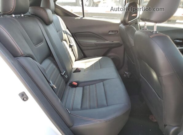 3N1CP5DV7LL564718 2020 NISSAN KICKS Белый Вид задних сидений