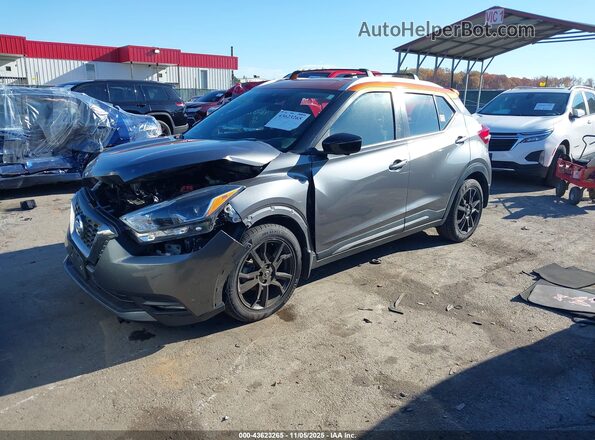 3N1CP5DV7LL579848 2020 NISSAN KICKS Серый Передняя левая четверть