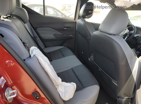 3N1CP5DVXRL484564 2024 NISSAN KICKS Красный Вид задних сидений