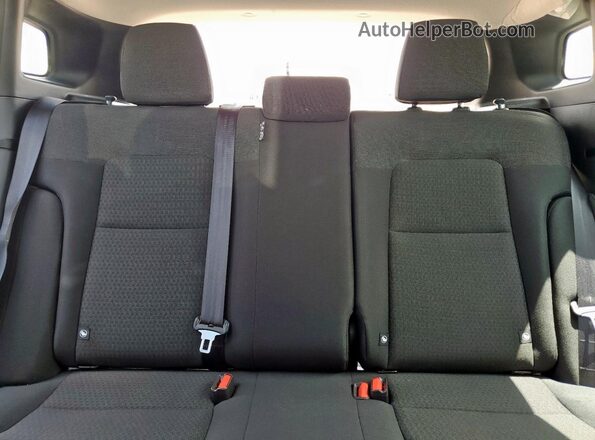 3N8AP6BA4SL362500 2025 NISSAN KICKS White Вид задніх сидінь