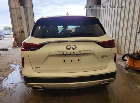 3PCAJ5BB1MF124461 2021 INFINITI QX50 White Rear view
