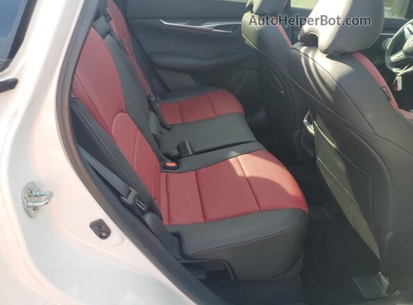 3PCAJ5FB6SF104858 2025 INFINITI QX50 White Vista interior trasera