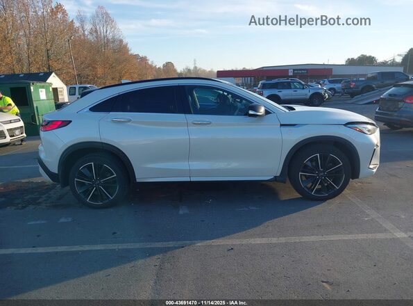 3PCAJ5K34NF100908 2022 INFINITI QX55 Белый Вид задней части салона
