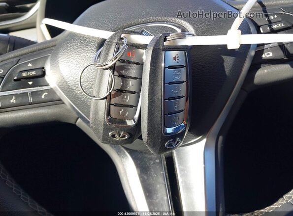 3PCAJ5M11LF103869 2020 INFINITI QX50 Blue Vista del salpicadero