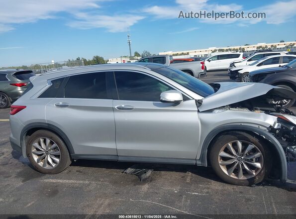 3PCAJ5M15LF105690 2020 INFINITI QX50 Silver Rear interior view