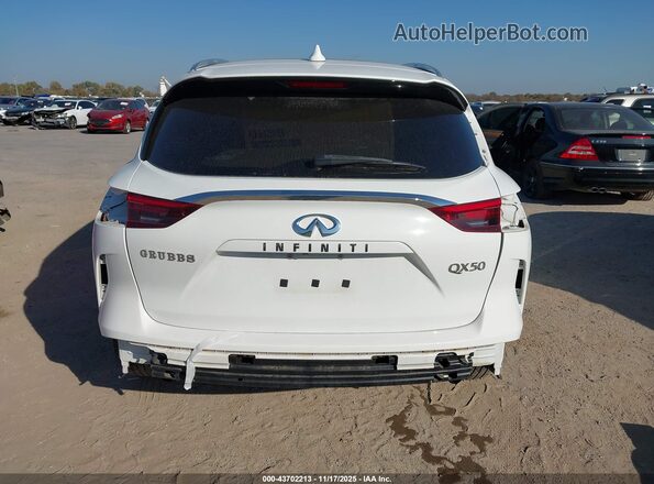 3PCAJ5M16LF100563 2020 INFINITI QX50 White 
