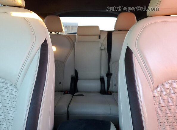 3PCAJ5M1XLF100680 2020 INFINITI QX50 Коричневый Вид задних сидений