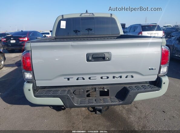 3TMCZ5AN4NM466237 2022 TOYOTA TACOMA Gray 