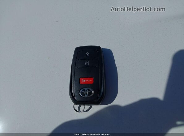 3TMKB5FN3SM036445 2025 TOYOTA TACOMA Белый 
