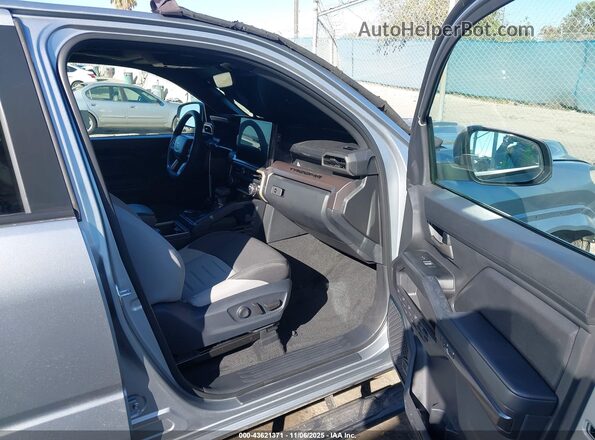 3TMKB5FN6RM023280 2024 TOYOTA TACOMA Silver Front interior view