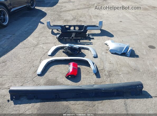 3TMKB5FN6RM023280 2024 TOYOTA TACOMA Silver Instrument cluster view