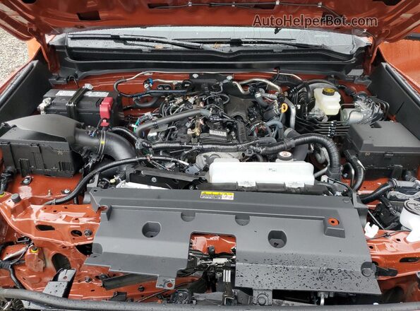 3TMLB5JN3SM184963 2025 TOYOTA LE Оранжевый Вид задней части салона