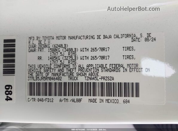 3TMLB5JN5RM046402 2024 TOYOTA TACOMA White Widok komory silnika