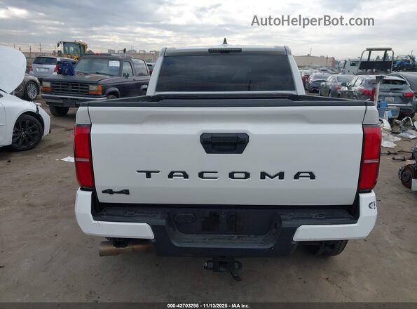 3TMLB5JN5RM046402 2024 TOYOTA TACOMA White 