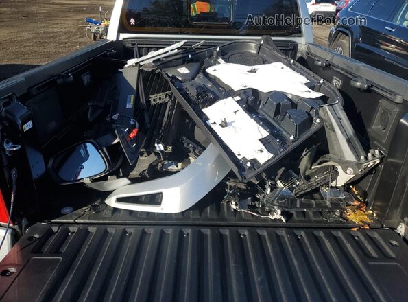 3TMLB5JN7RM004975 2024 TOYOTA LE Silver Вид підкапотного простору