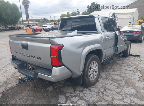 3TMLB5JN7RM013532 2024 TOYOTA TACOMA Silver Tył prawy