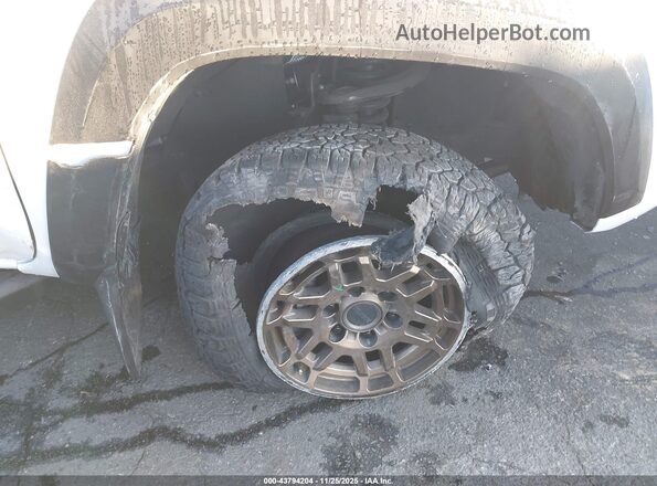 3TYCZ5AN9NT096276 2022 TOYOTA TACOMA White წინა ხედი