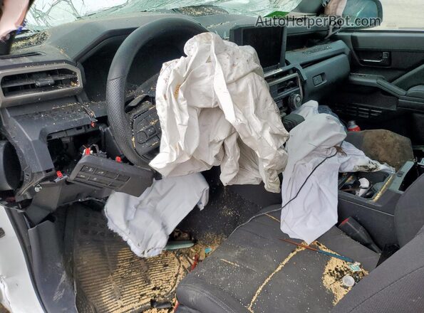 3TYJDAHN1RT004653 2024 TOYOTA TACOMA White Dashboard view