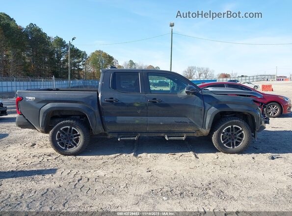 3TYKB5FN2RT007775 2024 TOYOTA TACOMA Gray 360 interior view
