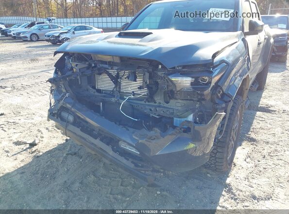 3TYKB5FN2RT007775 2024 TOYOTA TACOMA Gray Front view
