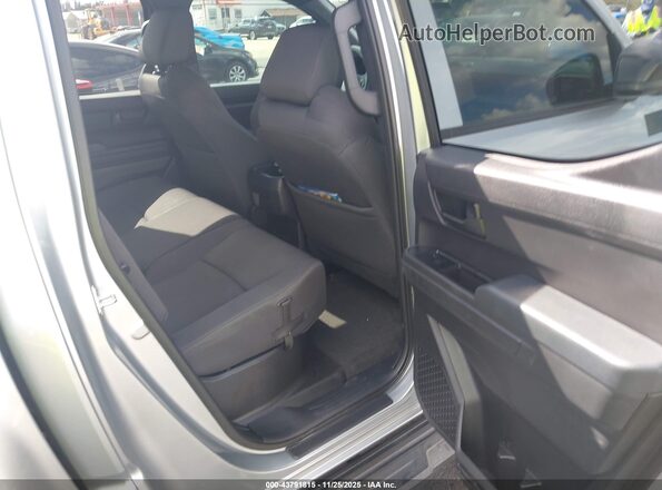 3TYKD5HN0ST034907 2025 TOYOTA TACOMA Silver 