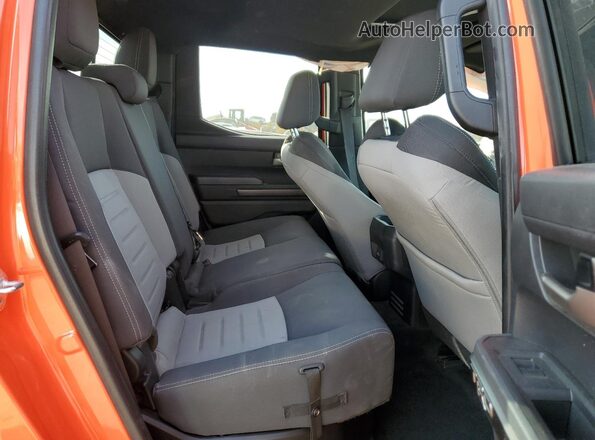 3TYLB5JN2RT009473 2024 TOYOTA LE Orange Вид задніх сидінь