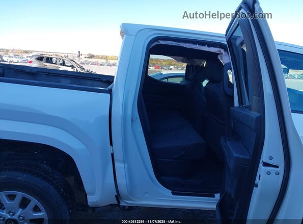 3TYLD5KN2RT004380 2024 TOYOTA TACOMA White Widok naklejki z numerem VIN