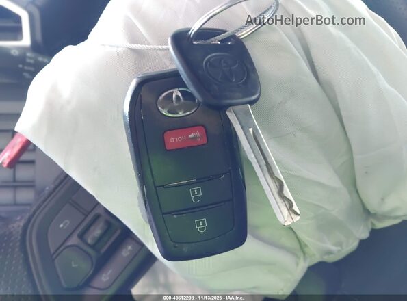 3TYLD5KN2RT004380 2024 TOYOTA TACOMA White Widok deski rozdzielczej