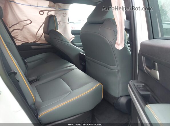 3TYLF5LN5RT010215 2024 TOYOTA TACOMA HYBRID Белый Вид наклейки с VIN-кодом