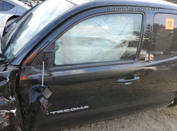 3TYSX5EN5NT016502 2022 TOYOTA TACOMA Black Front interior view