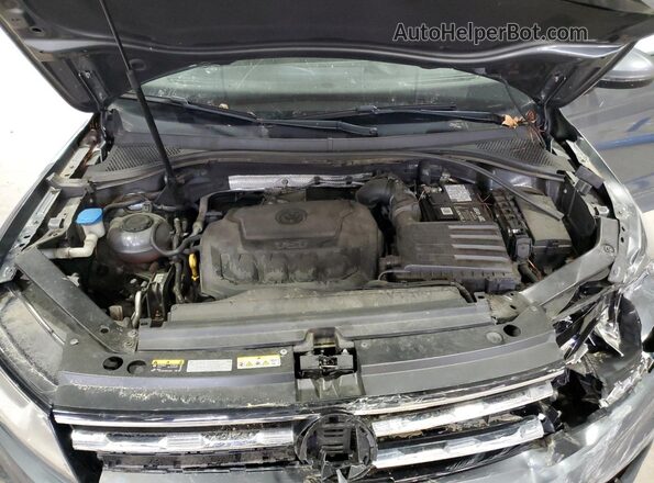 3VV0B7AX2JM066371 2018 VOLKSWAGEN TIGUAN Gray 