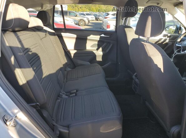 3VV0B7AX4NM041378 2022 VOLKSWAGEN TIGUAN Silver Vista interior trasera
