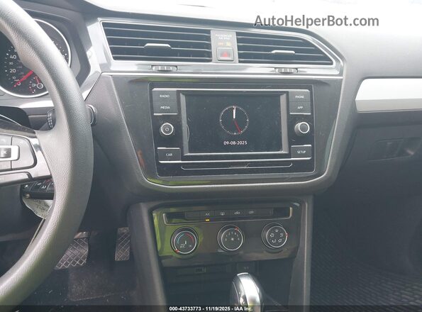 3VV0B7AX5JM021439 2018 VOLKSWAGEN TIGUAN White 